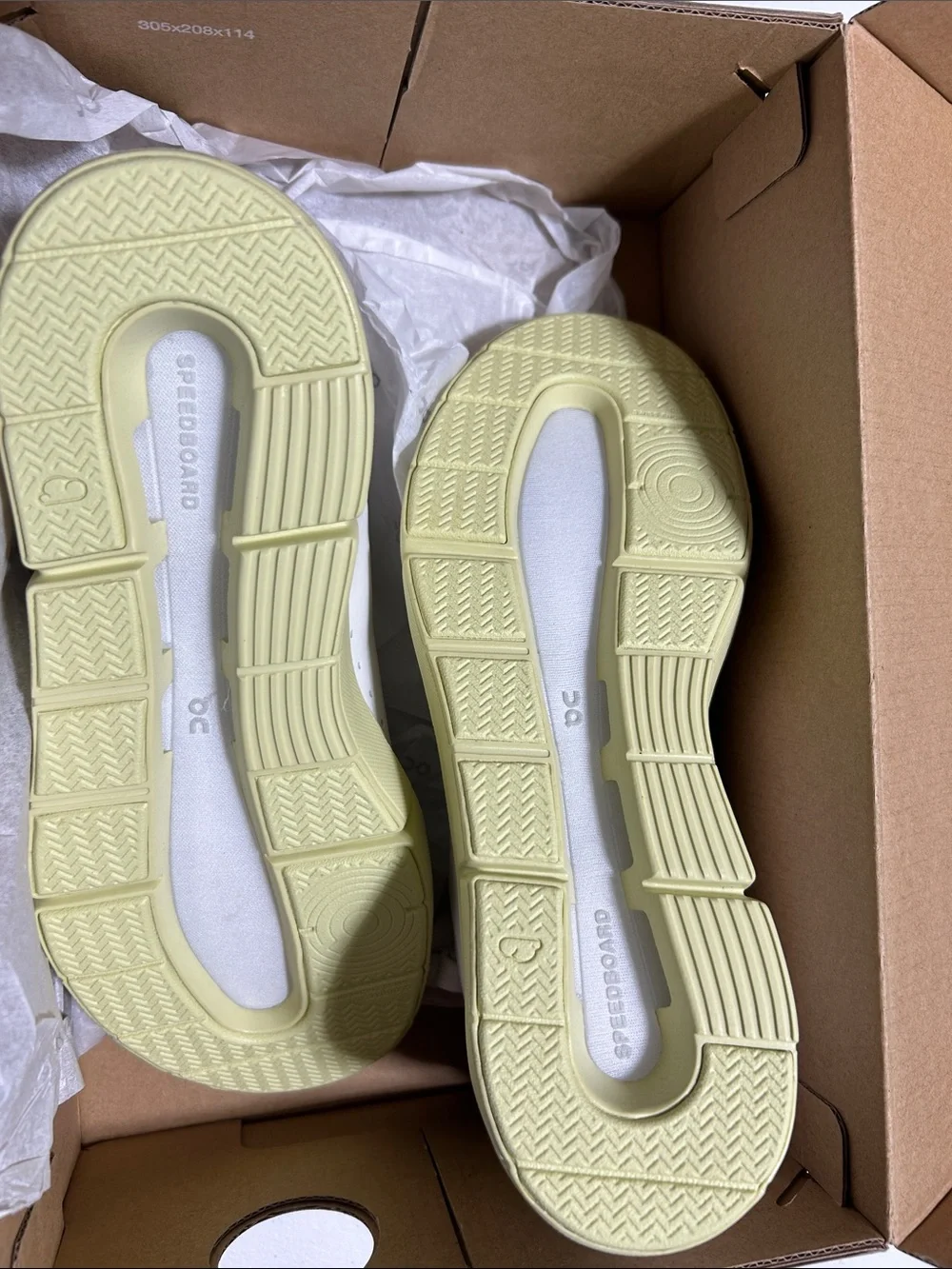 The Roger on running  White Sneakers with Pale Yellow Trim